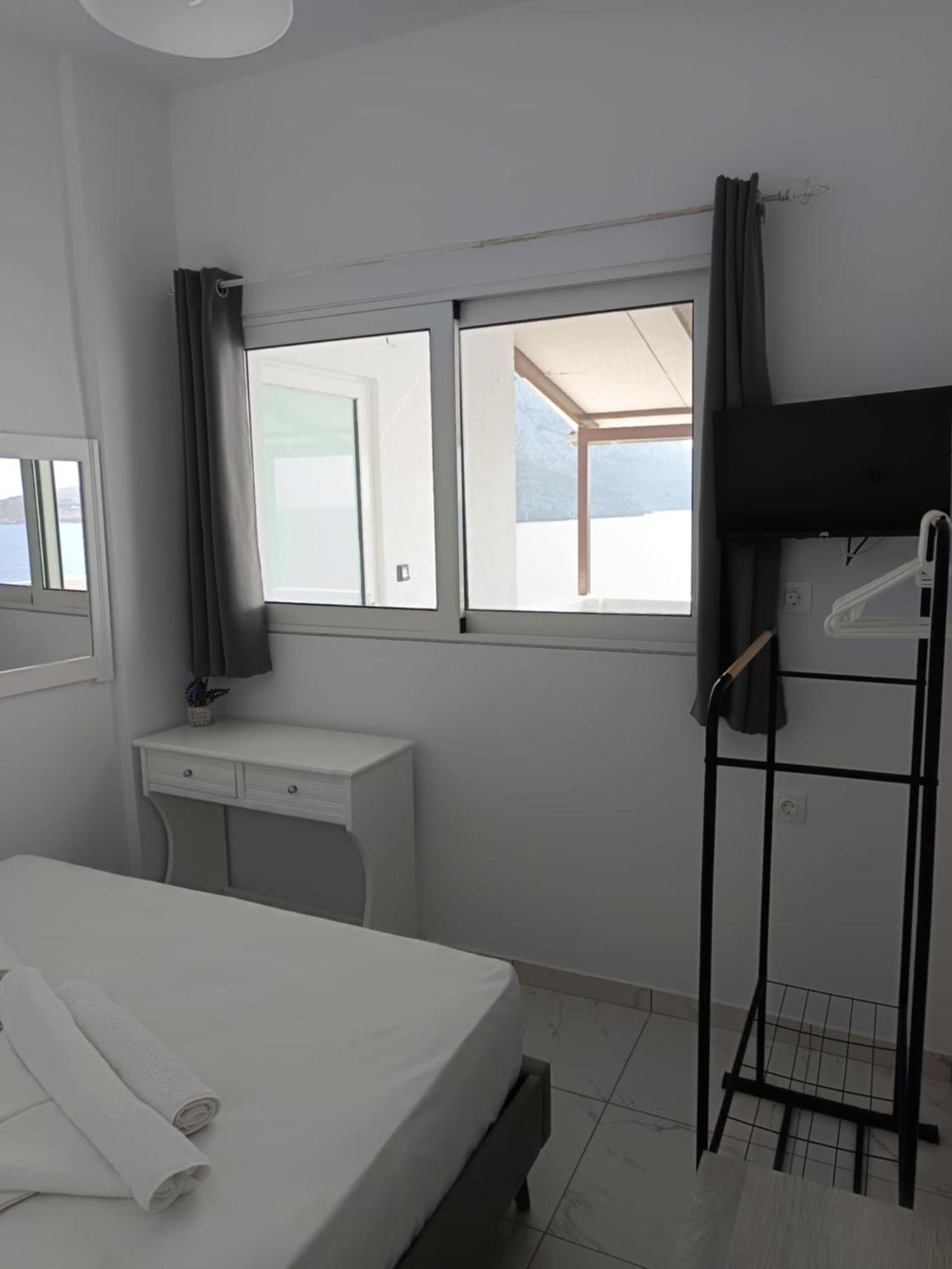 Kalymnos Platy Gialos Mousellis Makis Apartments Panormos  Eksteriør billede